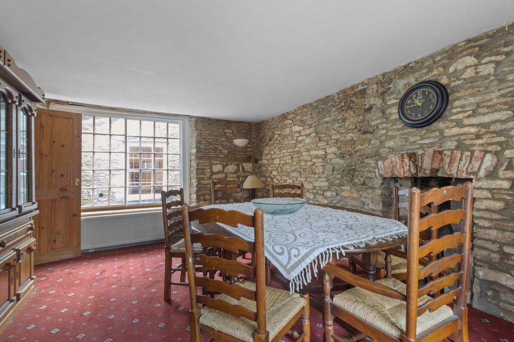 Flat Dining/Bedroom