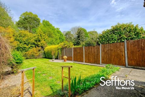 39 Booty Road, Norwich, NR7 0NF