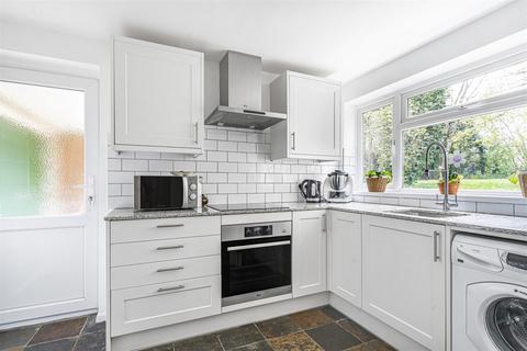 147 Kings Road, Haslemere, GU27 2QQ