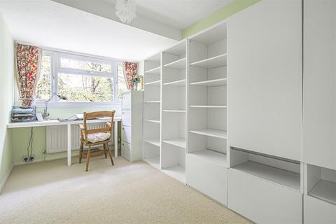 147 Kings Road, Haslemere, GU27 2QQ