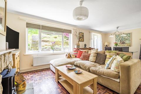 147 Kings Road, Haslemere, GU27 2QQ