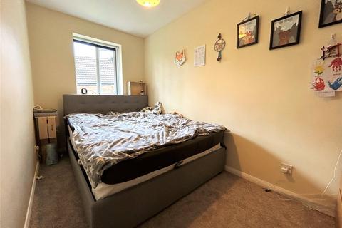 2 bedroom terraced house to rent, Angora Way, Fleet, Hampshire, GU51