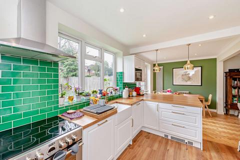 4 bedroom semi-detached house for sale, Sherfield Avenue, Rickmansworth, WD3