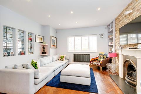4 bedroom semi-detached house for sale, Hill Rise, London