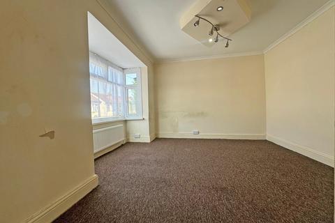 171 Walton Road, London, E12 5RN