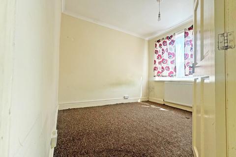 171 Walton Road, London, E12 5RN