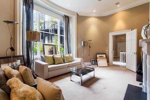 2 bedroom apartment to rent, Curzon Square, Mayfair, W1J