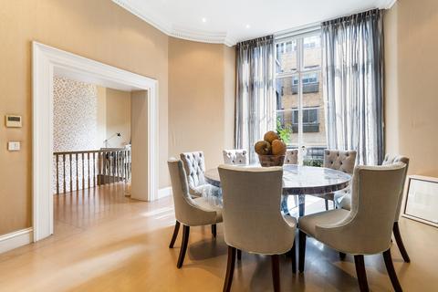 2 bedroom apartment to rent, Curzon Square, Mayfair, W1J