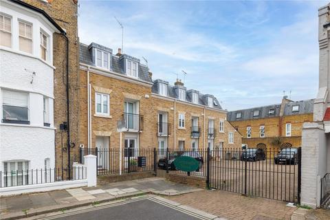 3 bedroom mews to rent, Connaught Mews, Vera Road, London