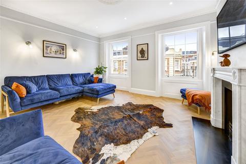 Flat D, 130 Warwick Way, London, SW1V 4JD