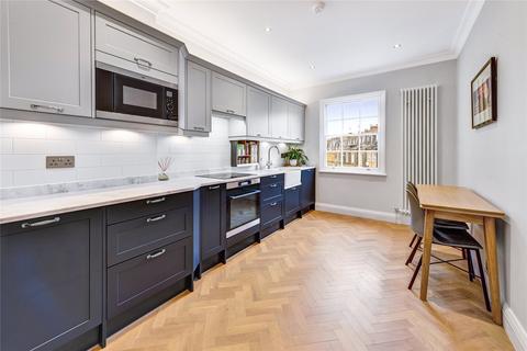 Flat D, 130 Warwick Way, London, SW1V 4JD