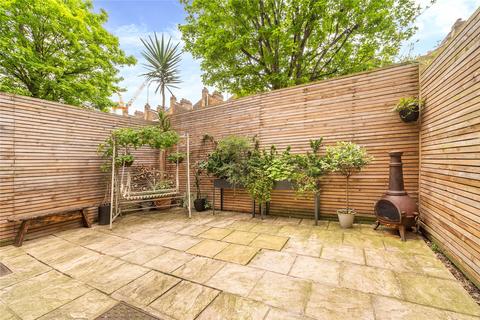 98a College Place, London, NW1 0DJ