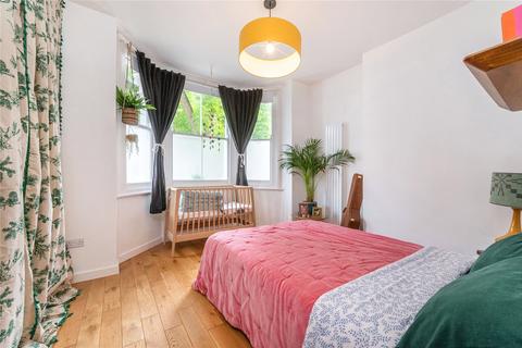 98a College Place, London, NW1 0DJ