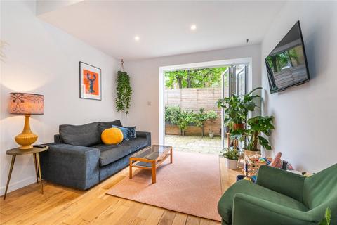 98a College Place, London, NW1 0DJ