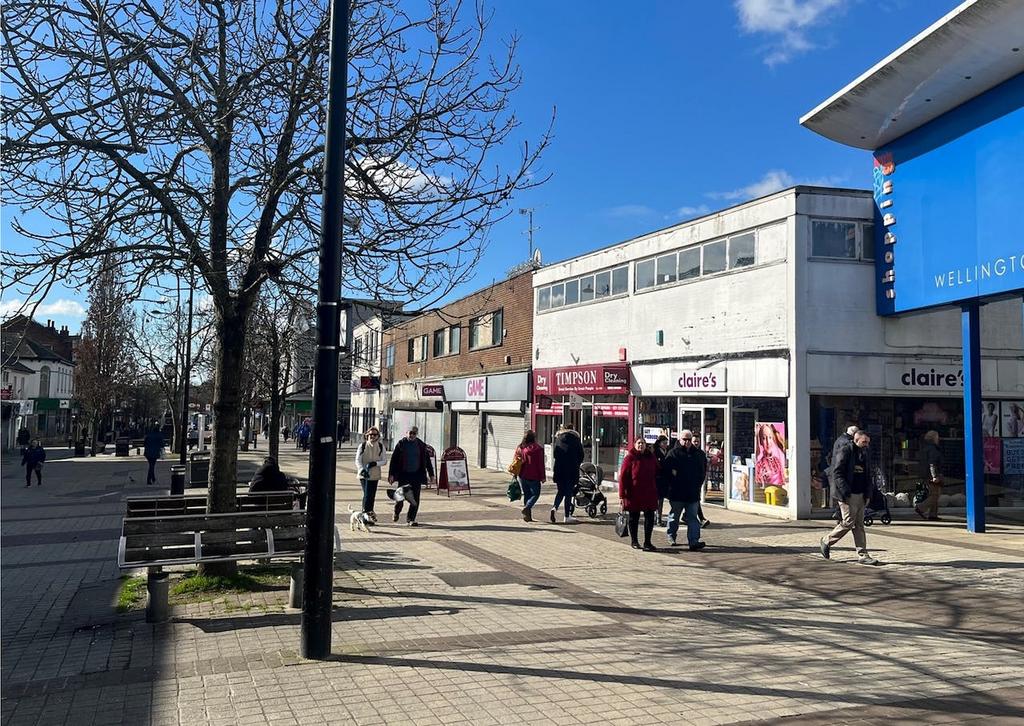 Wellington Way Shopping Centre, Wellington Way, Waterlooville, PO7 7ED
