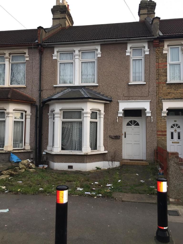 3 bedrooms house