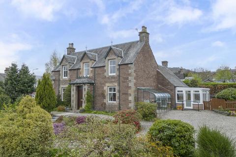 5 bedroom detached house for sale, Burrell Street, Crieff PH7