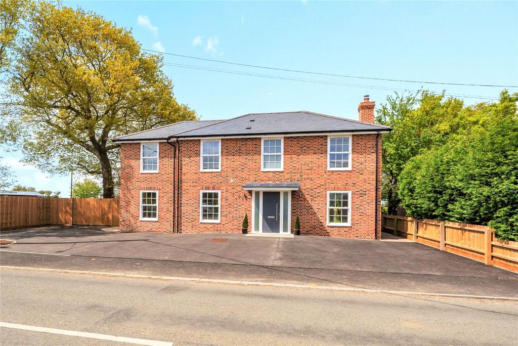 Saxham Street, Stowupland, Stowmarket, Suffolk, IP14 4 bed detached