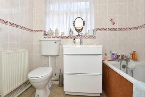 11 Steed Close, Herne Bay, CT6 7TQ