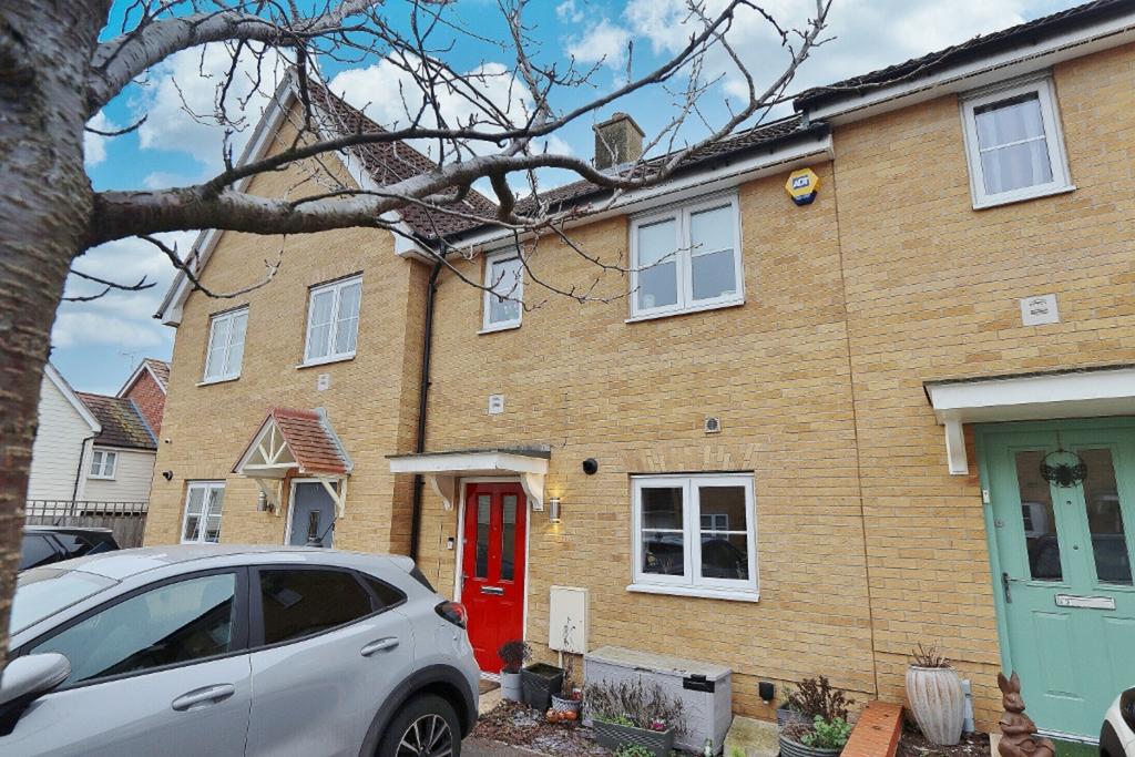Whitworth Avenue, Noak Hill, RM3 3 bed terraced house for sale £425,000