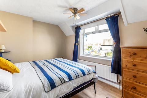 37 Caillard Road, Byfleet, West Byfleet, KT14 7JA