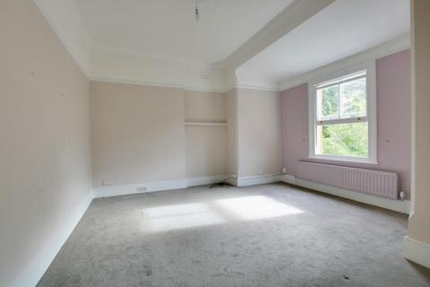 1 bedroom flat for sale, Cambridge Road Bromley BR1