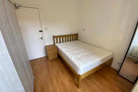 1 bedroom in a house share to rent, Newington Road, Newington, Edinburgh, EH9