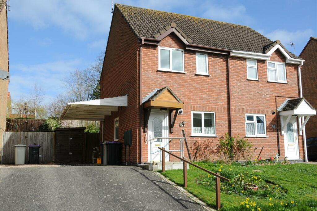 Foxglove Close, Spilsby, PE23 2 bed semidetached house for sale £140,000