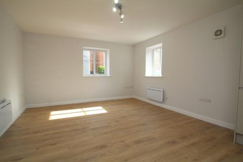 2 bedroom flat to rent, Squires Close, Sherburn in Elmet, Leeds, UK, LS25