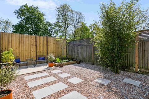 213 Sandycombe Road, Richmond, TW9 2EW