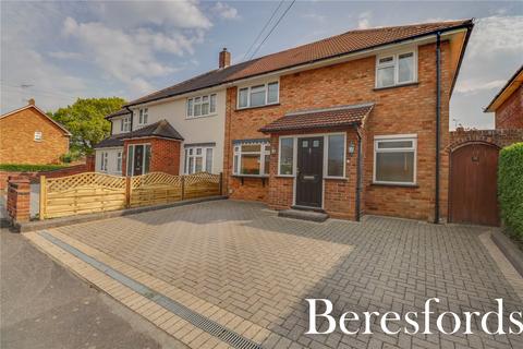 16 Quennell Way, Hutton, Brentwood, CM13 2RS