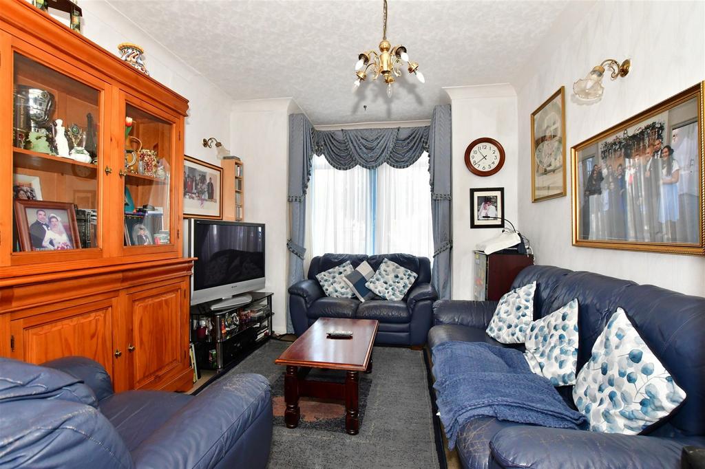 Cann Hall Road, London 3 bed terraced house for sale £500,000