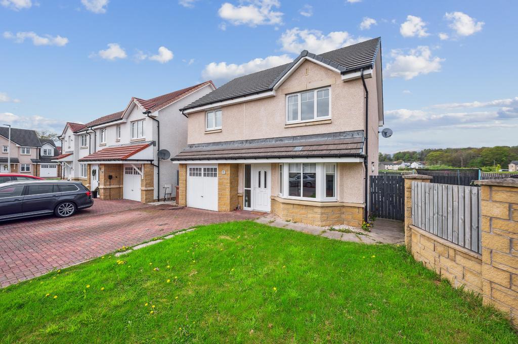 Tern Crescent, Alloa, Clackmannanshire, FK10 1SG 4 bed detached house