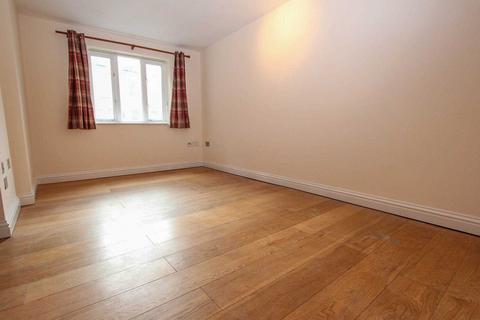 1 bedroom apartment for sale, Russell Street, Stroud