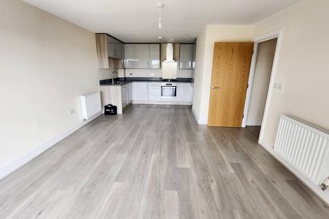 2 bedroom apartment to rent, Windsor Road, Slough SL1