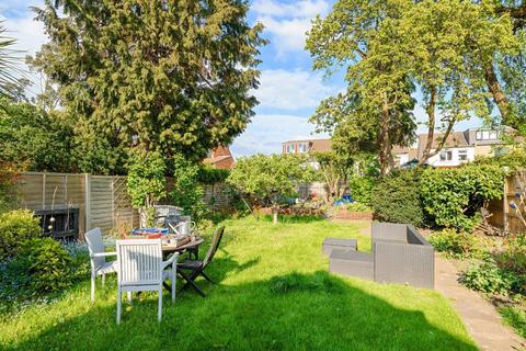 5 Langley Road, Beckenham, BR3 4AE