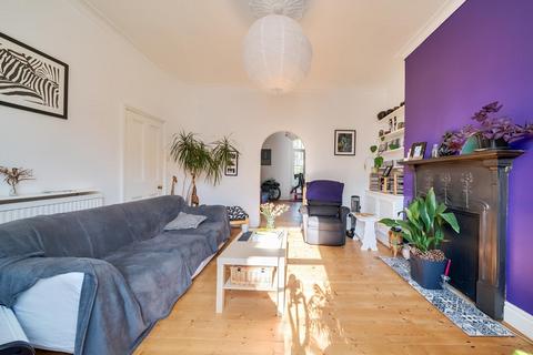 5 Langley Road, Beckenham, BR3 4AE