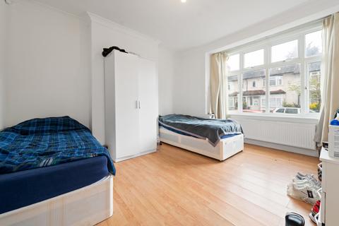 4 bedroom semi-detached house for sale - Mitcham, CR4
