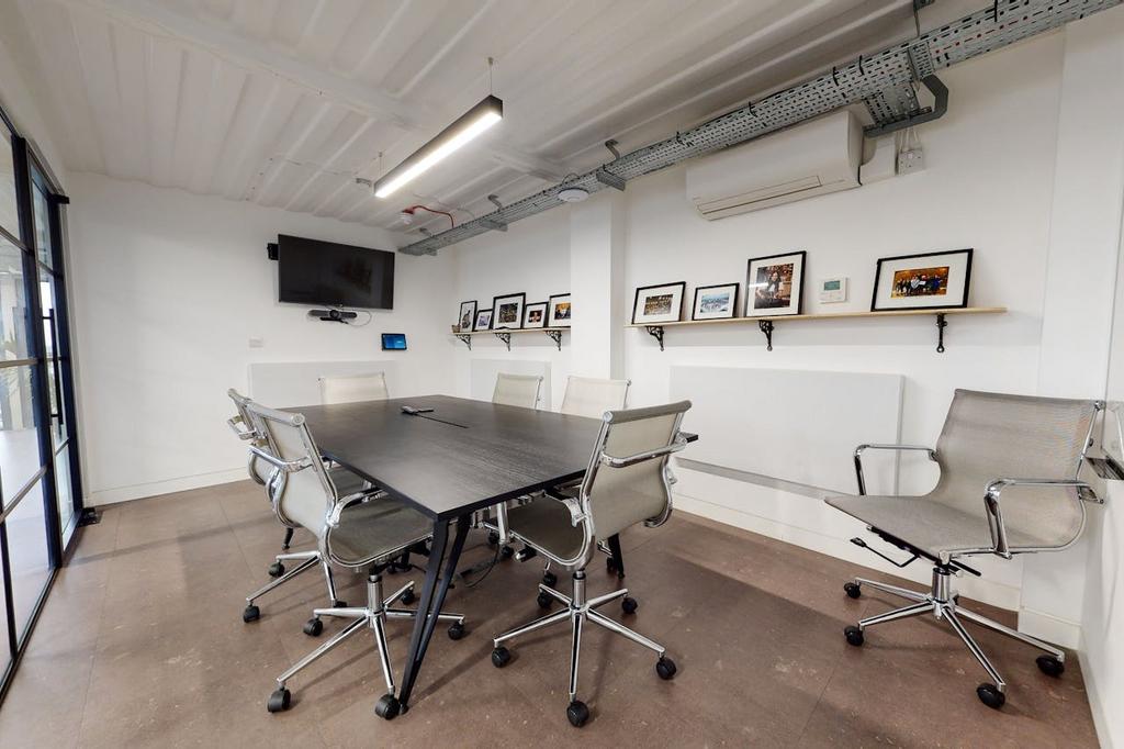 5th Floor212 Regents Park Road12152020 115622.jpg