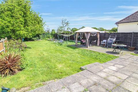 4 bedroom bungalow for sale - The Fairway, Leigh-on-Sea, Essex, SS9