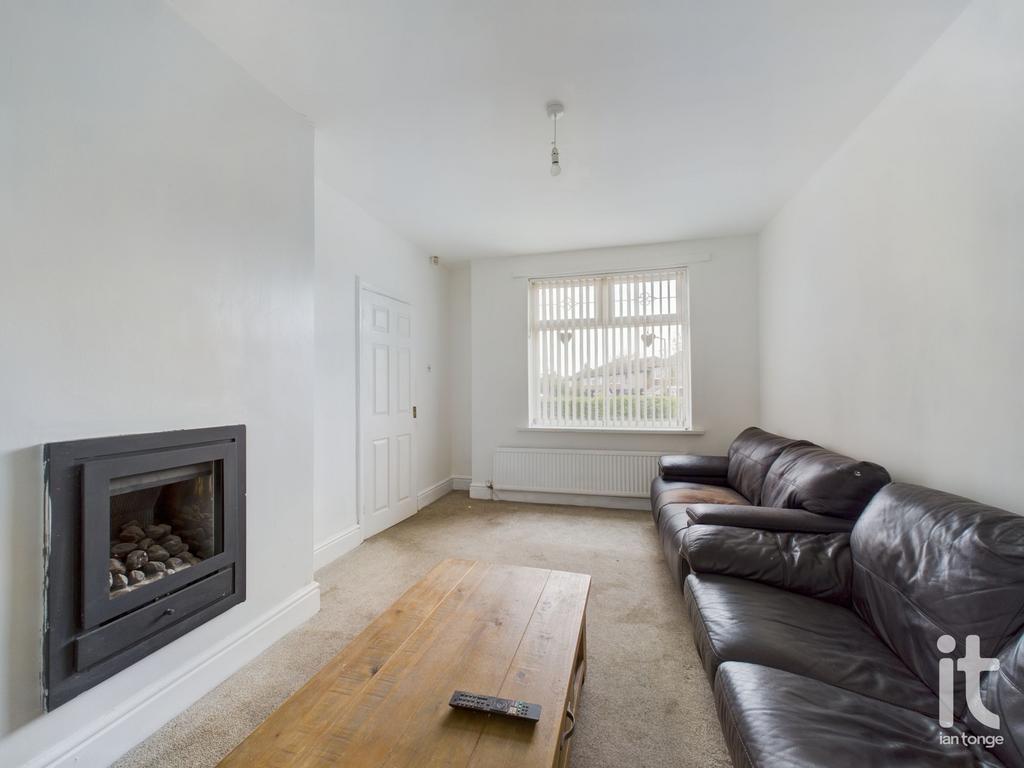 Forbes Road, Offerton, Stockport, SK1 3 bed semidetached house for sale £179,950