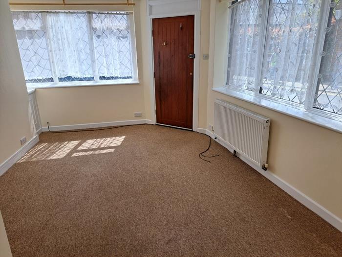 Salisbury Street, Blandford Forum DT11 1 bed flat £500 pcm (£115 pw)