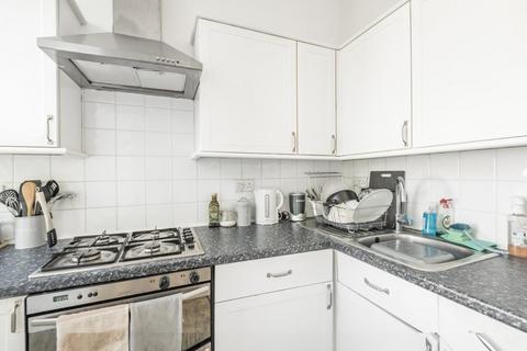 24b Almeric Road, London, SW11 1HL