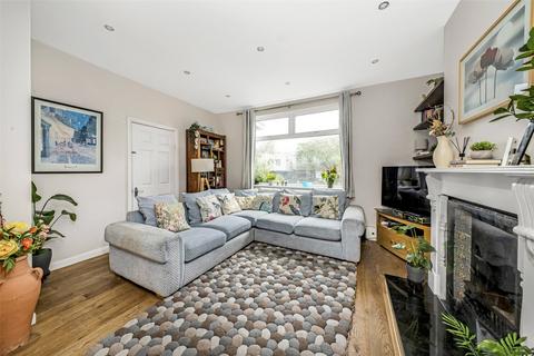 4 bedroom semi-detached house for sale - Park Drive, Charlton, SE7