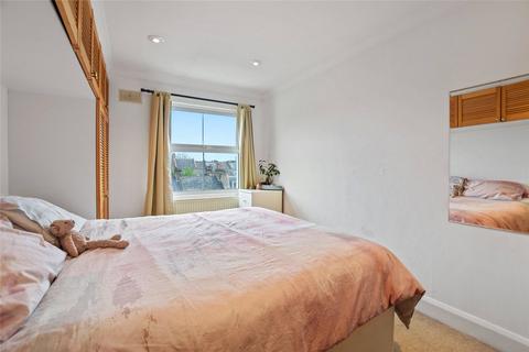 2 bedroom apartment to rent, Loftus Road, London, W12