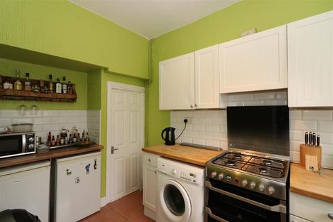 2 bedroom end of terrace house to rent, Cowley Road, Leeds, West Yorkshire, UK, LS13