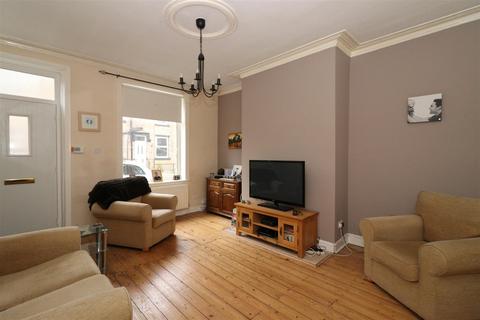 2 bedroom end of terrace house to rent, Cowley Road, Leeds, West Yorkshire, UK, LS13