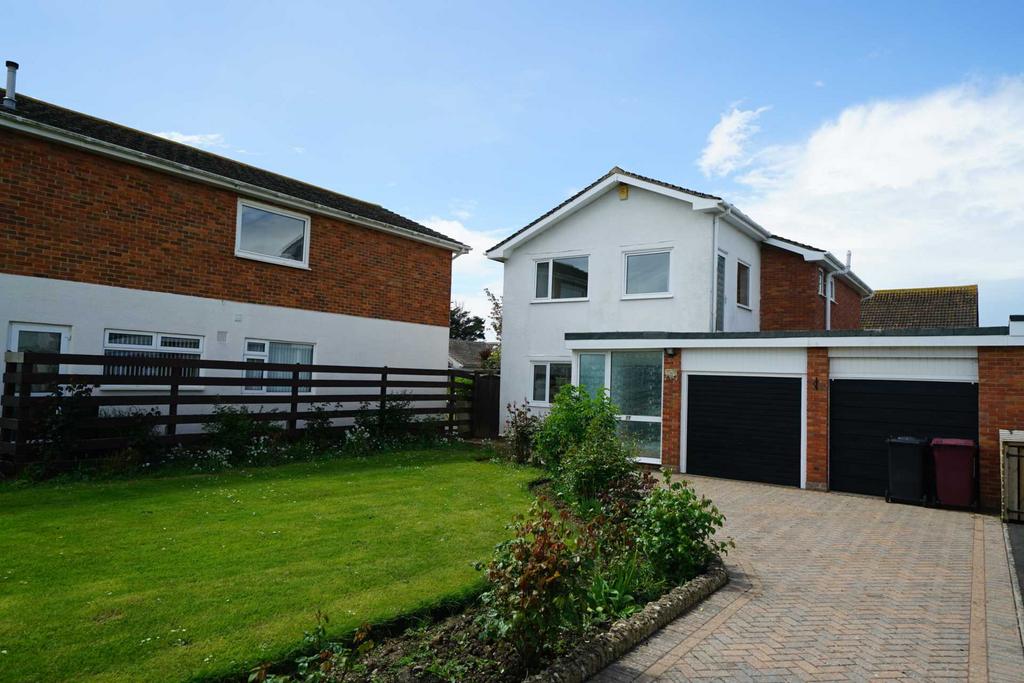 Large Acres, Selsey 4 bed detached house £465,000