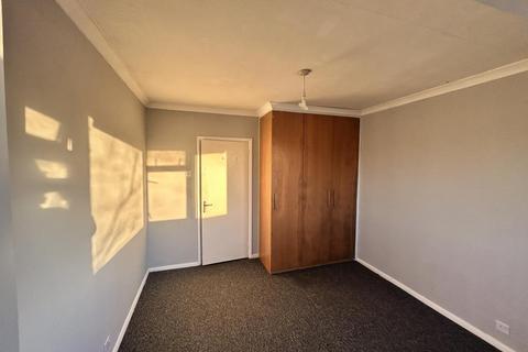 3 bedroom maisonette to rent, Staines-upon-thames,  Surrey,  TW19
