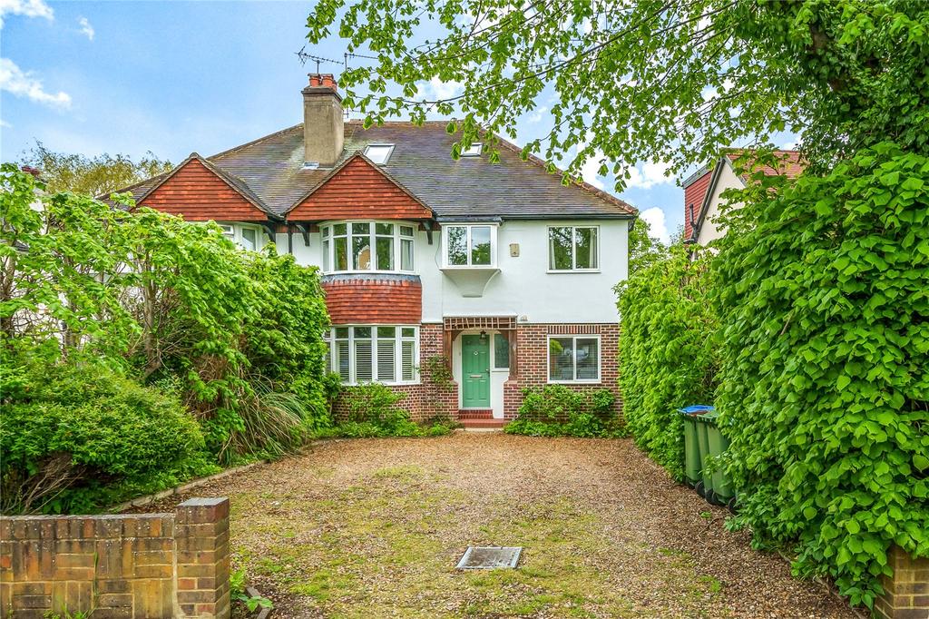 Foley Road Claygate Esher Kt10 5 Bed Semi Detached House For Sale